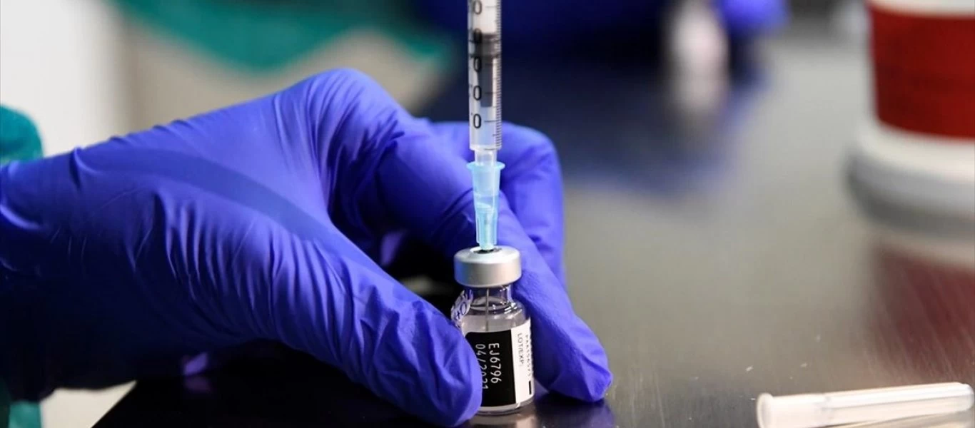 Έρευνα: Το εμβόλιο της CoronaVac μειώνει θνητότητα κατά 97% - Της Pfizer κατά 80%